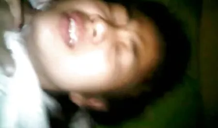 Sie bietet ihnen ihren alten Körper an deutsche teenager sex videos