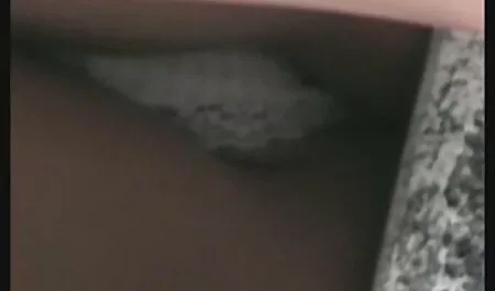 Zwei Jungs nehmen Angelicas enge Muschi auf deutsche hausfrauen sexvideos und füllen sie