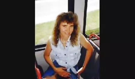 Die schwüle Oma will deutschsprachige sexvidios sein warmes Sperma auf ihrem Gesicht haben