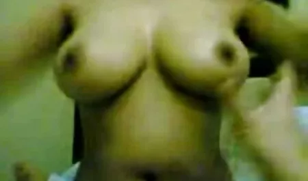 Chunky White Ho saugt deutsche free sex videos und nimmt schwarzen Schwanz ins Bett