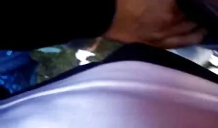 Hot Hugetitted deutsche sex videos mit reifen frauen Curvy Cougar von Santa geschlagen