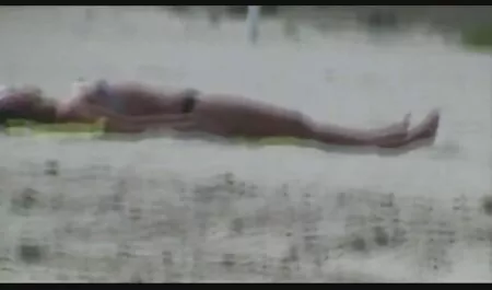 Doppelte Cumshots gehen für diesen Schatz wie Milch deutsche sexvideos gratis runter