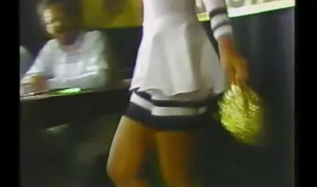 Zwei Mädchen und ein deutsche mädchen sex videos Bett