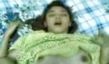 Vollbusige deutsche sexvideos gratis Teen Nicole lutschen und Schwanz reiten