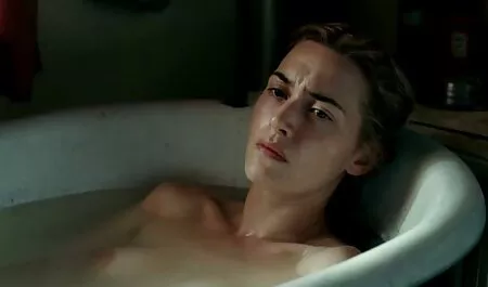 PornPros Teen mit großen Titten deutschsprachige sexclips massiert sich und Kerl