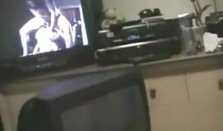 Handjob von Ebenholz Amateur Schlampe in freie deutsche sexvideos heißen Amateur Porno 4