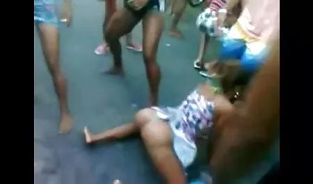 Sie liebt deutsche sexvidios kostenlos junges Fleisch