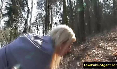 Netter Teenager im Höschen Ito deutsche gratis sex videos spreizt Beine für Spielzeugspiel