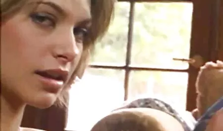 Schöne deutsche sexvideos free Brüste auf dieser Blondine