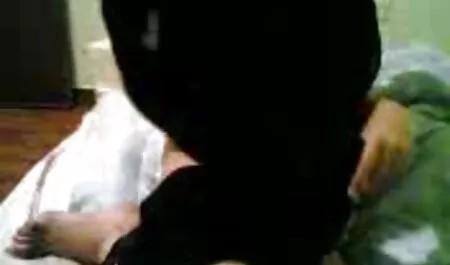 Das süßeste Mädchen, das vor der Kamera kostenlose deutschsprachige sexvideos tanzt