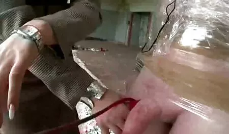 Busty Redhead deutsche sexvidios kostenlos liebt zwei große Schwänze