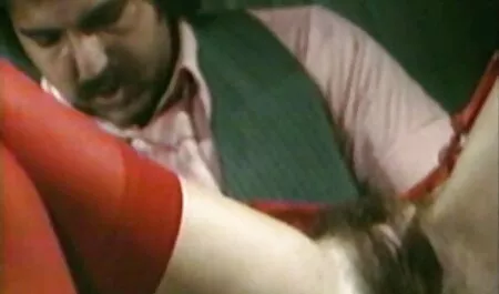 2 Schüler verwenden Schüler Lesben Füße Sklave deutsches sexvideo Teil 1